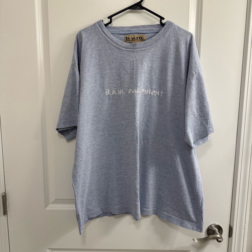 2000s Bum Equipment Embroidered Shirt Men’s Size Large Light Blue Heather Tee